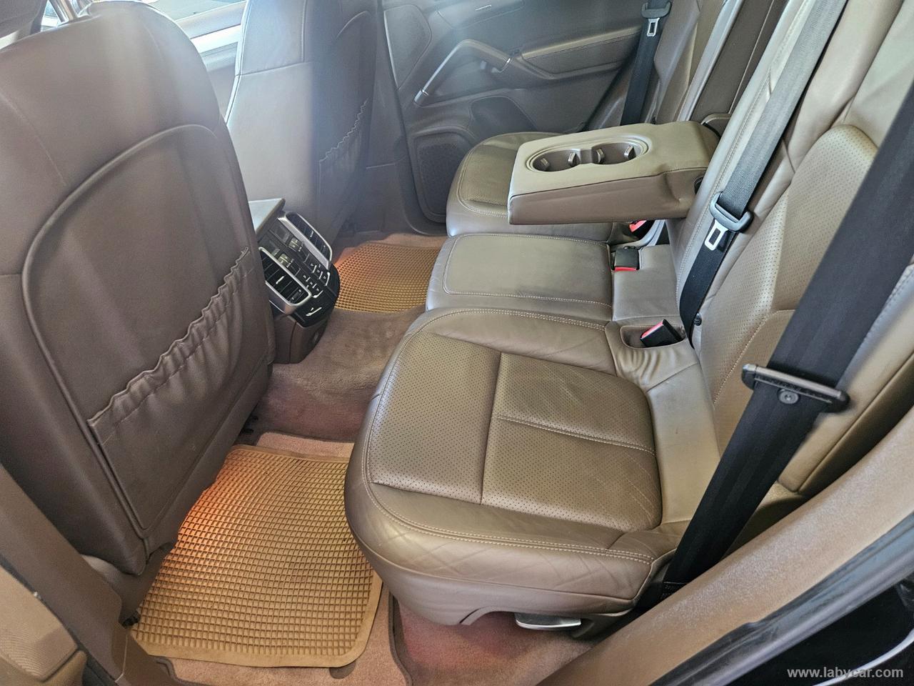 PORSCHE Cayenne 3.0 Diesel