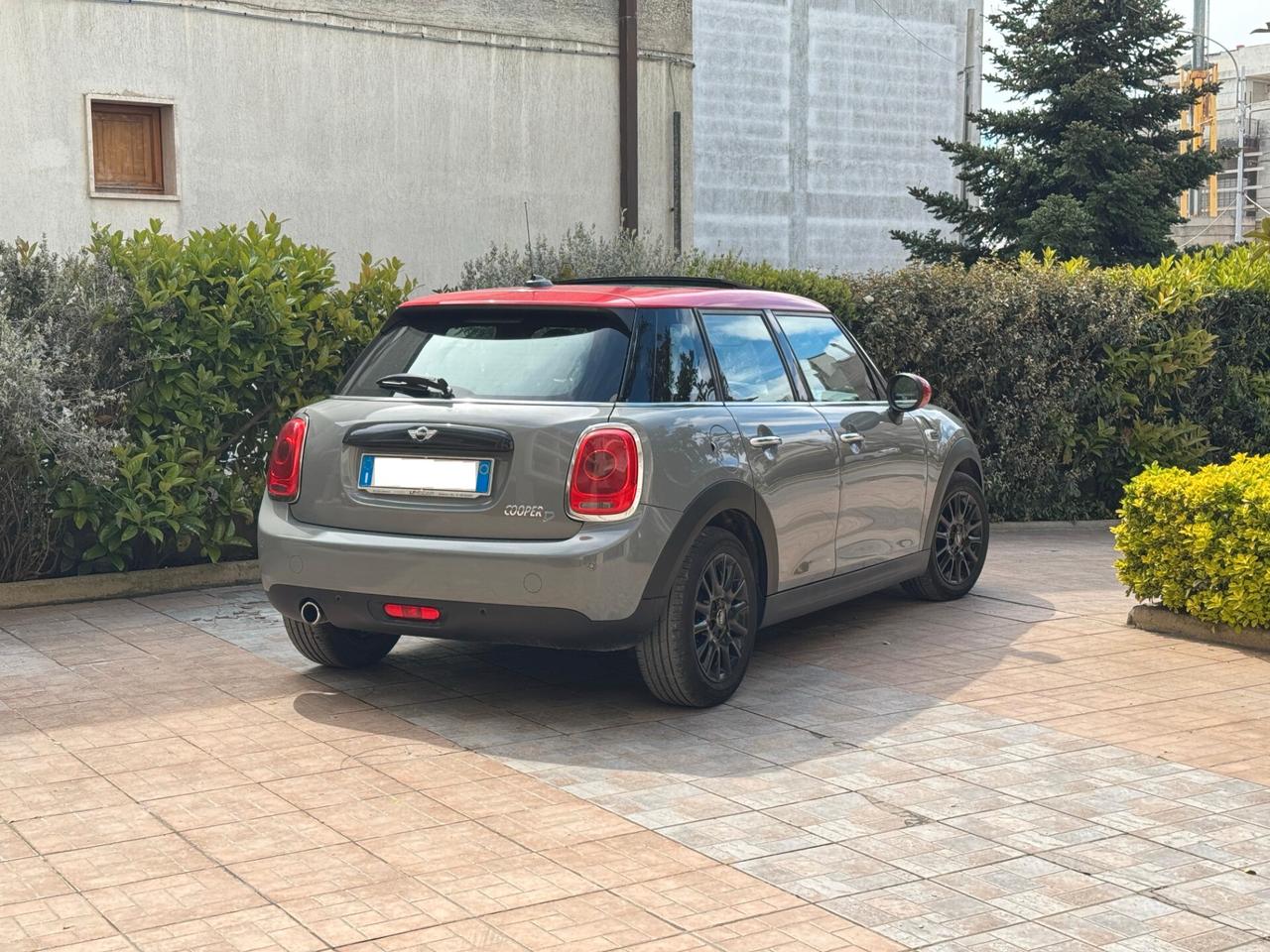 Mini 1.5 Cooper D 116 cv