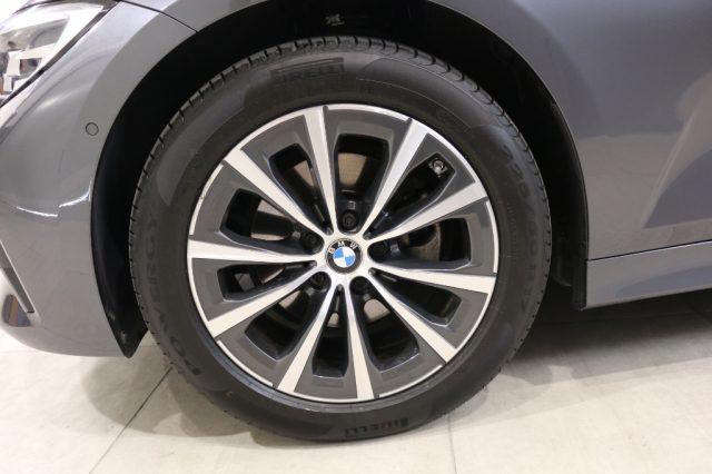 BMW 320 d 48V Touring ADVANTAGE AUTO