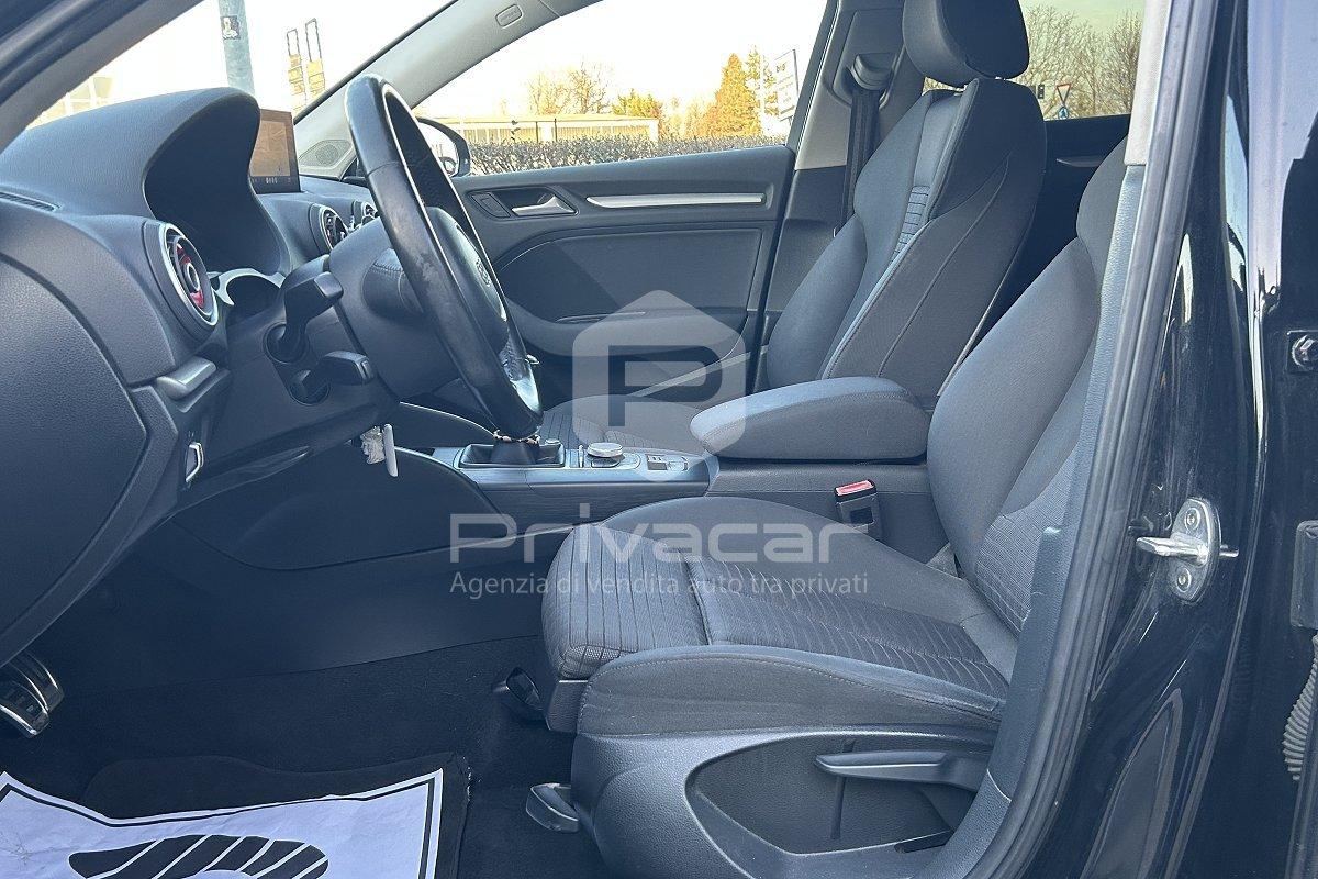 AUDI A3 Sedan 1.6 TDI clean diesel Ambiente