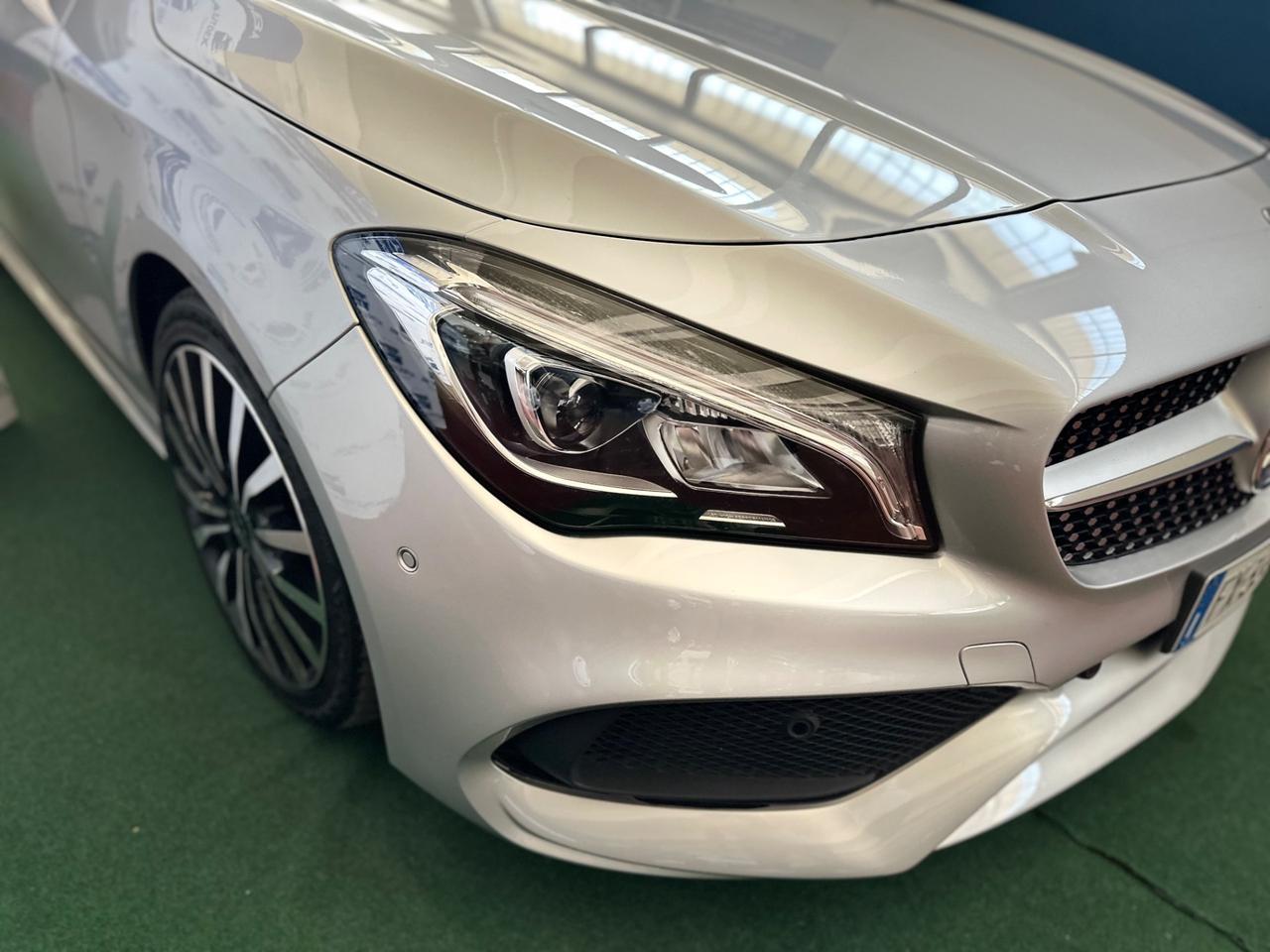 Mercedes-benz CLA 200 d Auto Premium/ 4 Matic