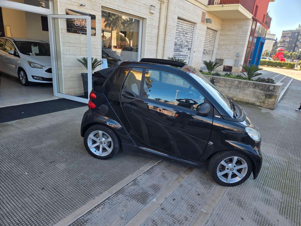 Smart ForTwo 1000 52 kW cabrio passion