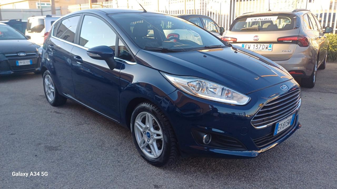 Ford Fiesta 1.5 TDCi 75CV 5 porte Titanium