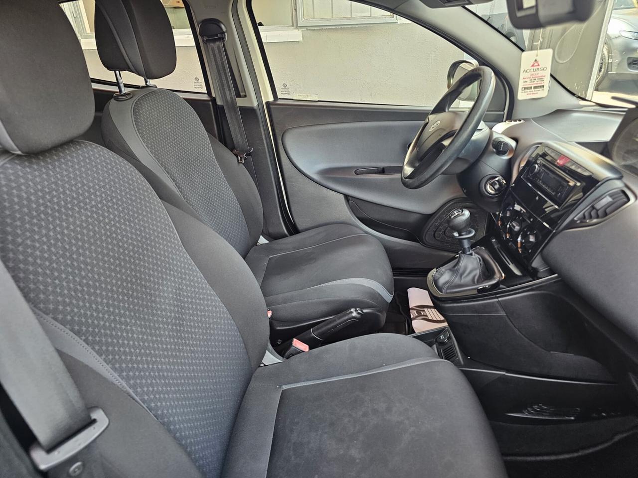Lancia Ypsilon 0.9 Metano 2016