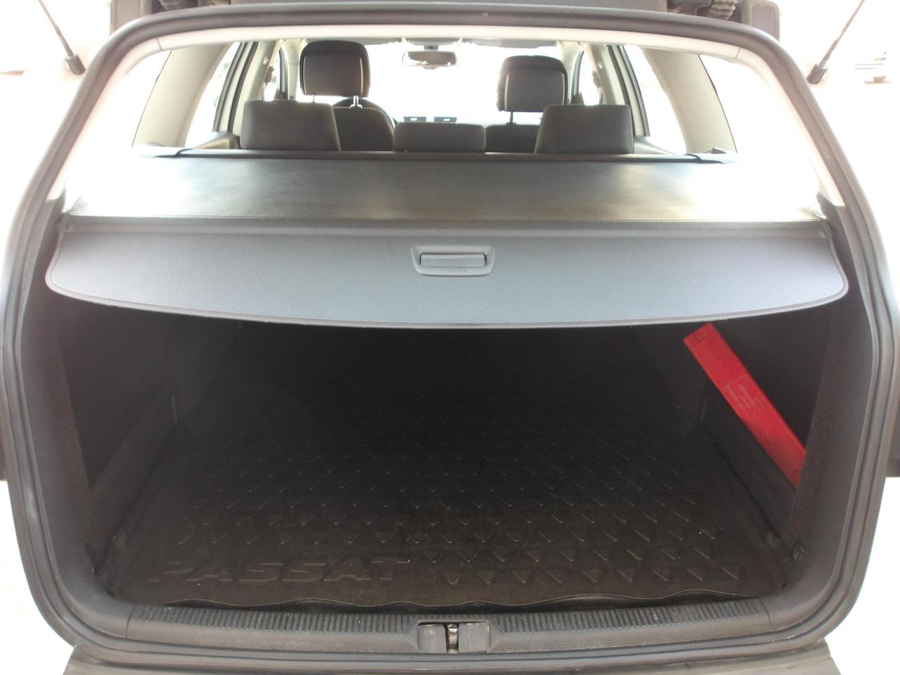 VOLKSWAGEN PASSAT VARIANT 2.0 tdi 140cv Comfortline