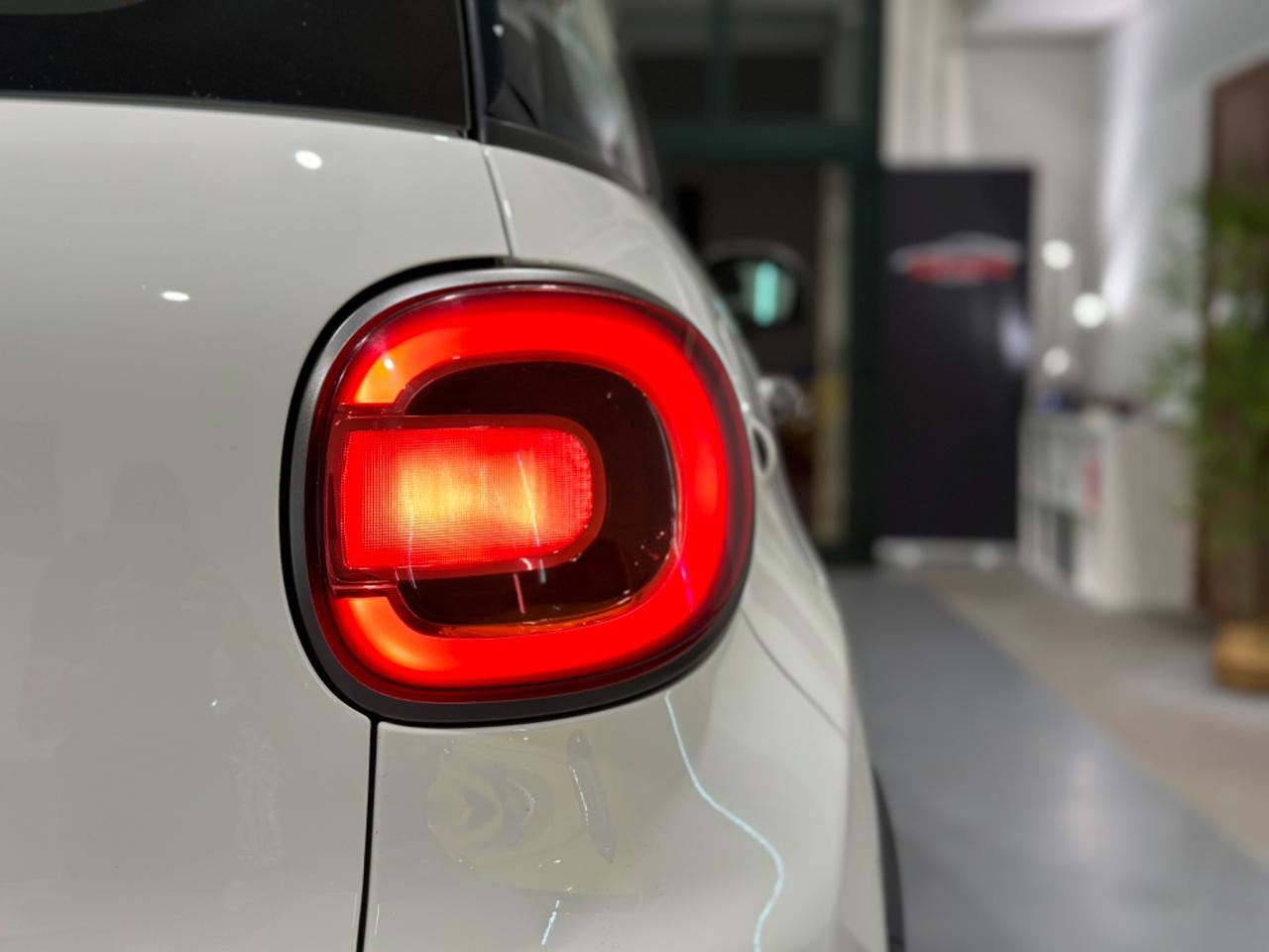 Fiat 500L 1.4 95 CV S&S Connect