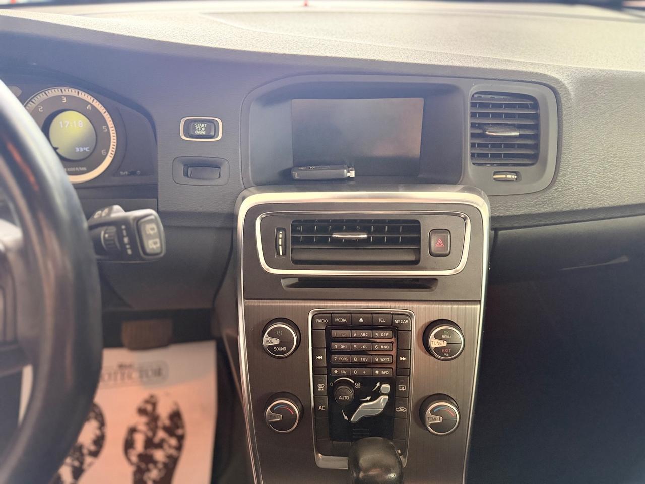Volvo V60 D3 Geartronic Summum