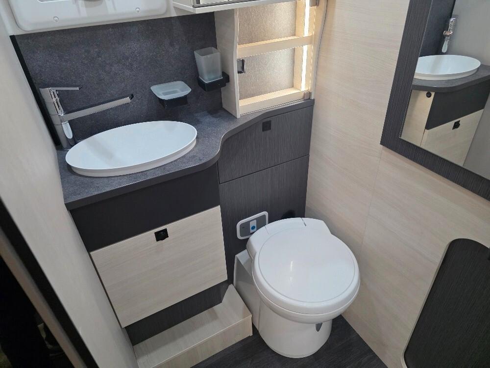 CAMPER CHALLENGER GRAPHITE 260