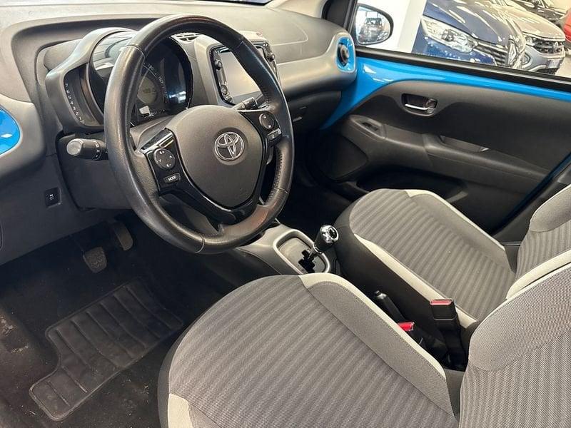 Toyota Aygo 1.0 VVT-i x-play MMT