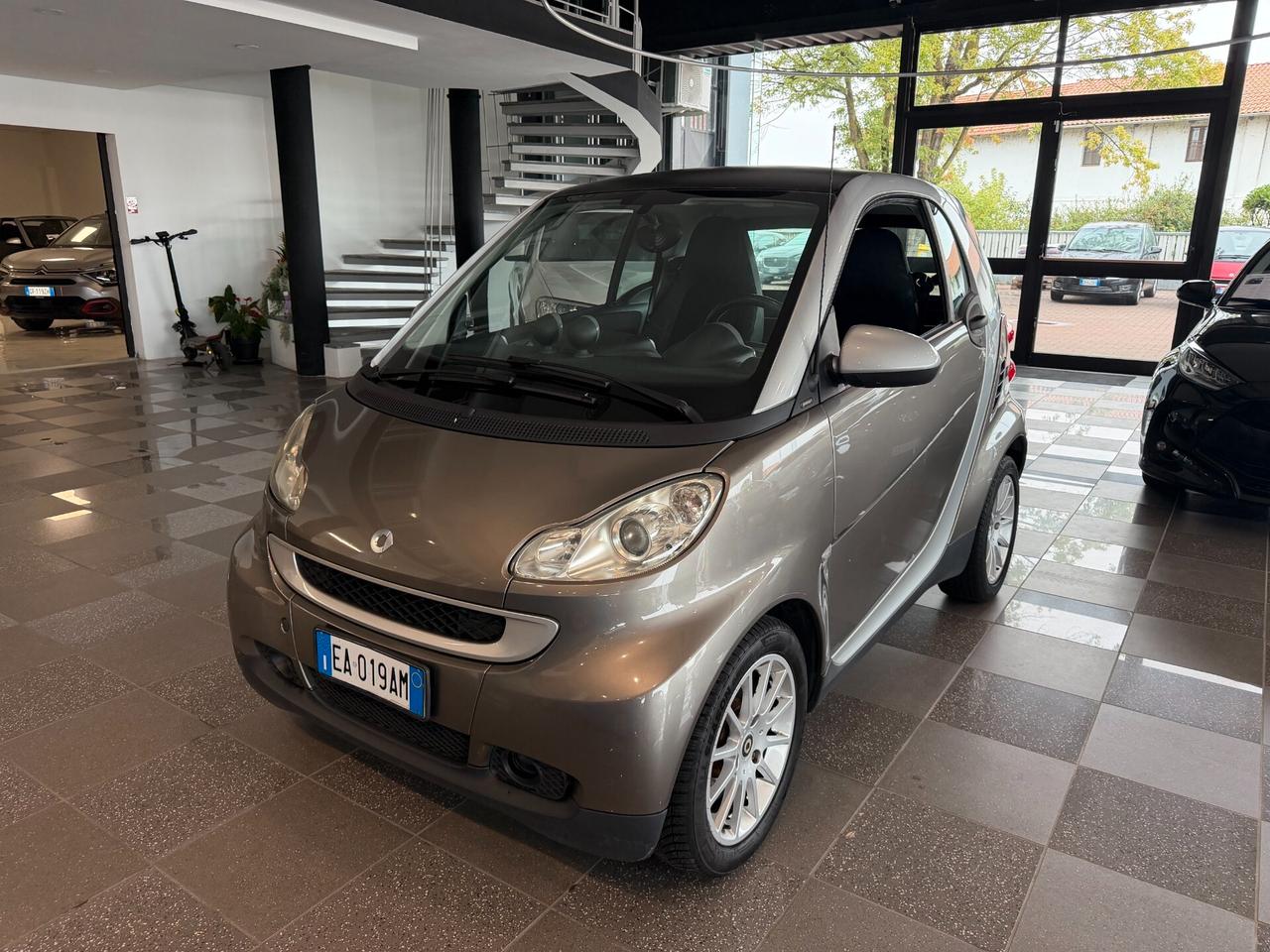 Smart ForTwo 1000 52 kW MHD coupé passion