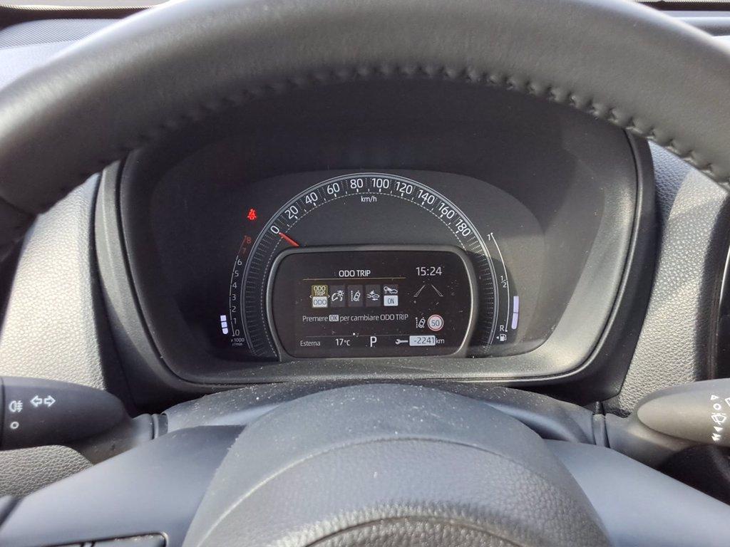 TOYOTA Aygo x 1.0 active 72cv s-cvt del 2024