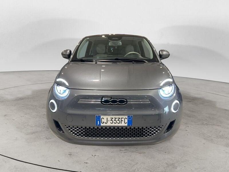 FIAT 500 La Prima Berlina