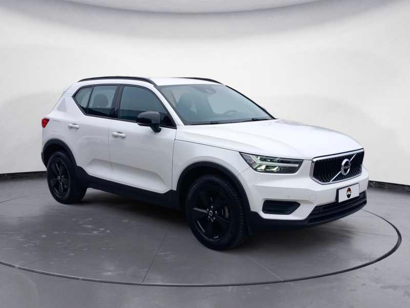 VOLVO XC40 1.5 t2 Momentum Core auto