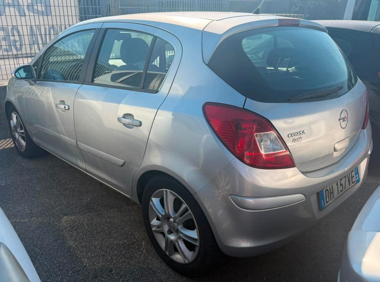 Opel Corsa 1.2 5 porte Easytronic Enjoy CAMBIO AUTOMATICO