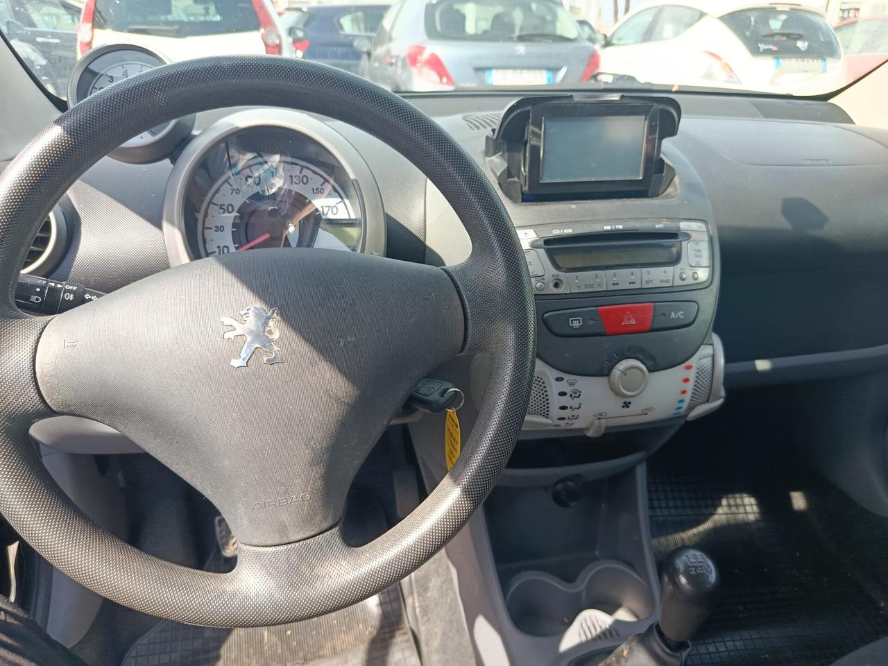 Peugeot 107 1.0 68CV 5p. Sweet Years