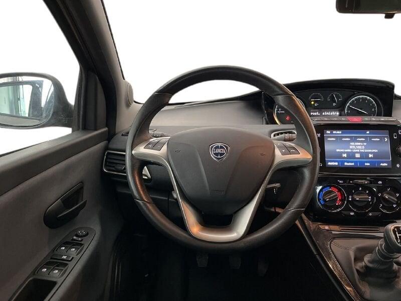 Lancia Ypsilon III 2021 1.0 firefly hybrid Gold s&s 70cv