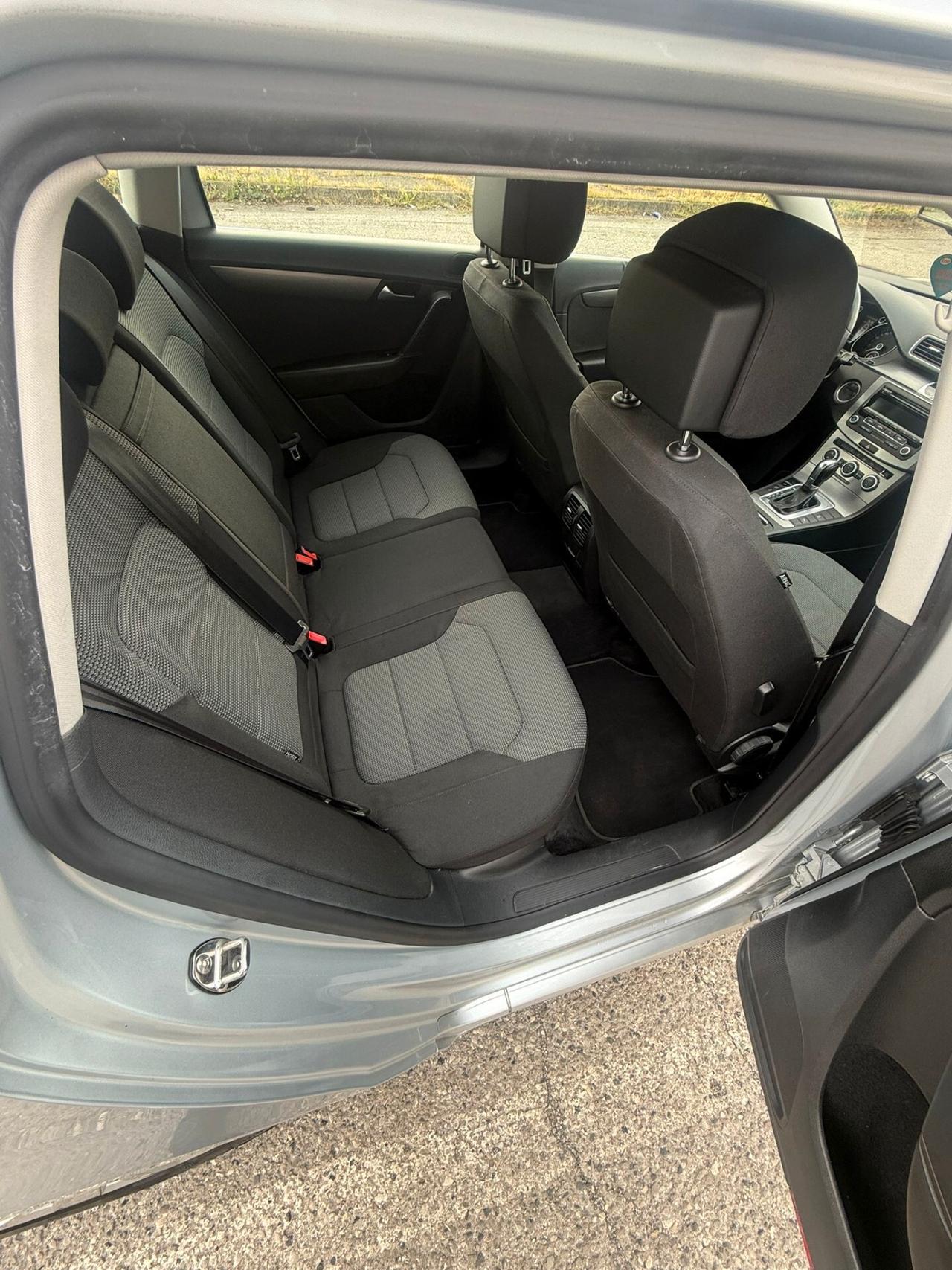 Volkswagen Passat Var. 2.0 TDI Highline BlueM.Tech.