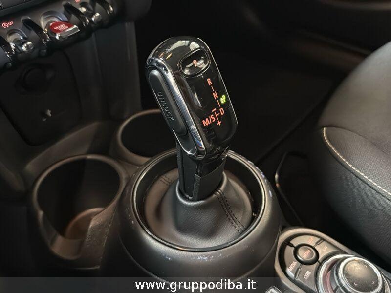 MINI Mini 5 porte Mini F55 2021 5p Mini 5p 1.5 One Camden 102cv auto