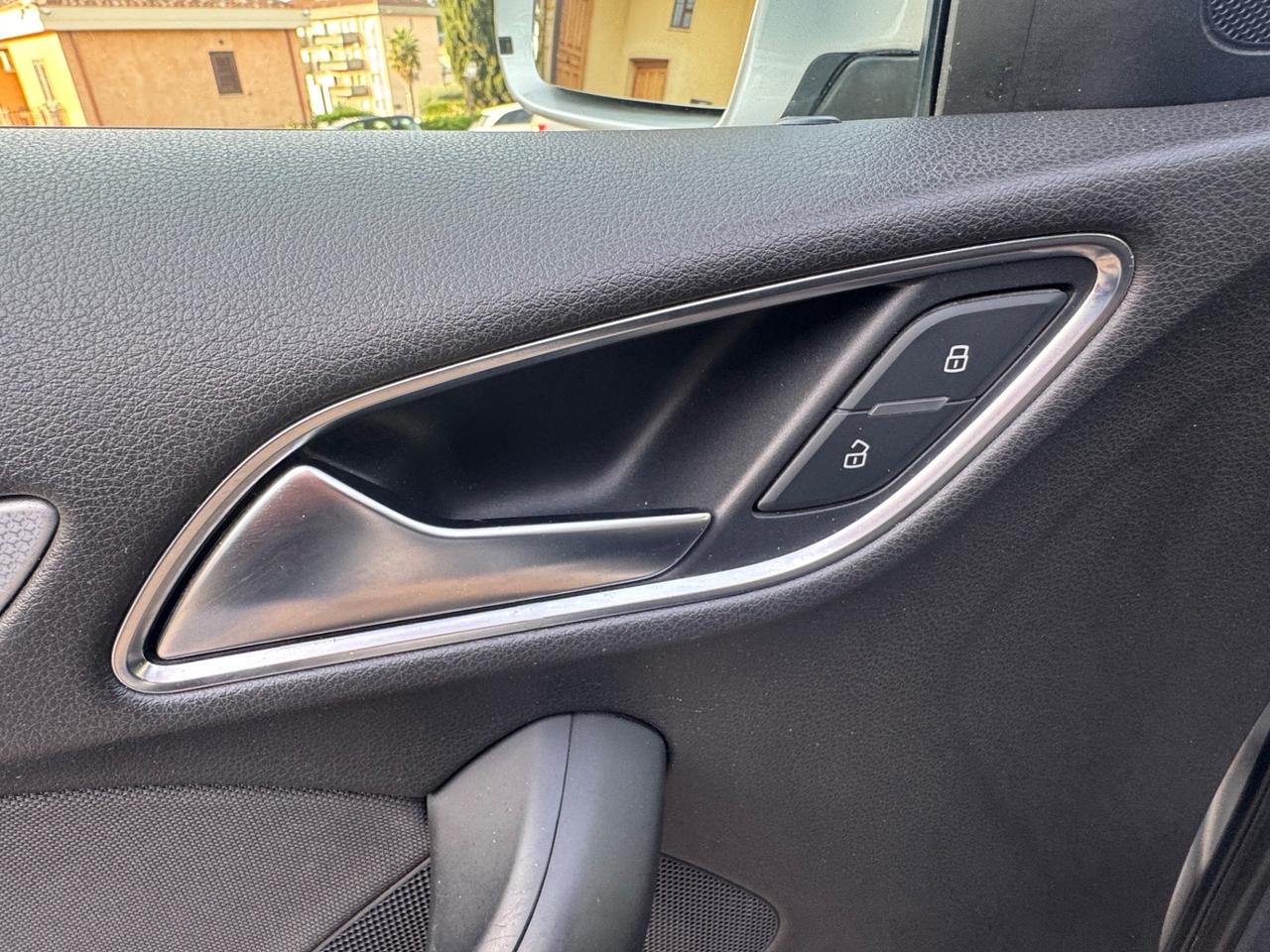 Audi Q3 2.0 TDI quattro Business Plus