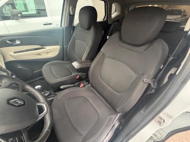 Renault Captur dCi 8V 90 CV EDC Sport Edition