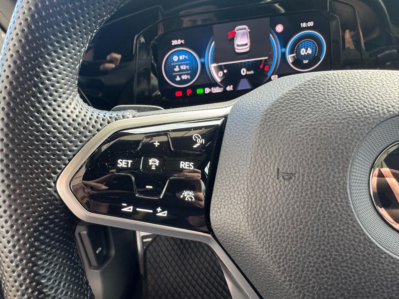 Volkswagen Golf GTI Ultimate 2.0 TSI GTI #10740