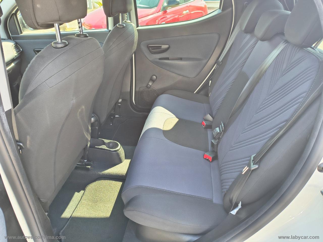 LANCIA Ypsilon 1.2 69 CV 5p. GPL Gold