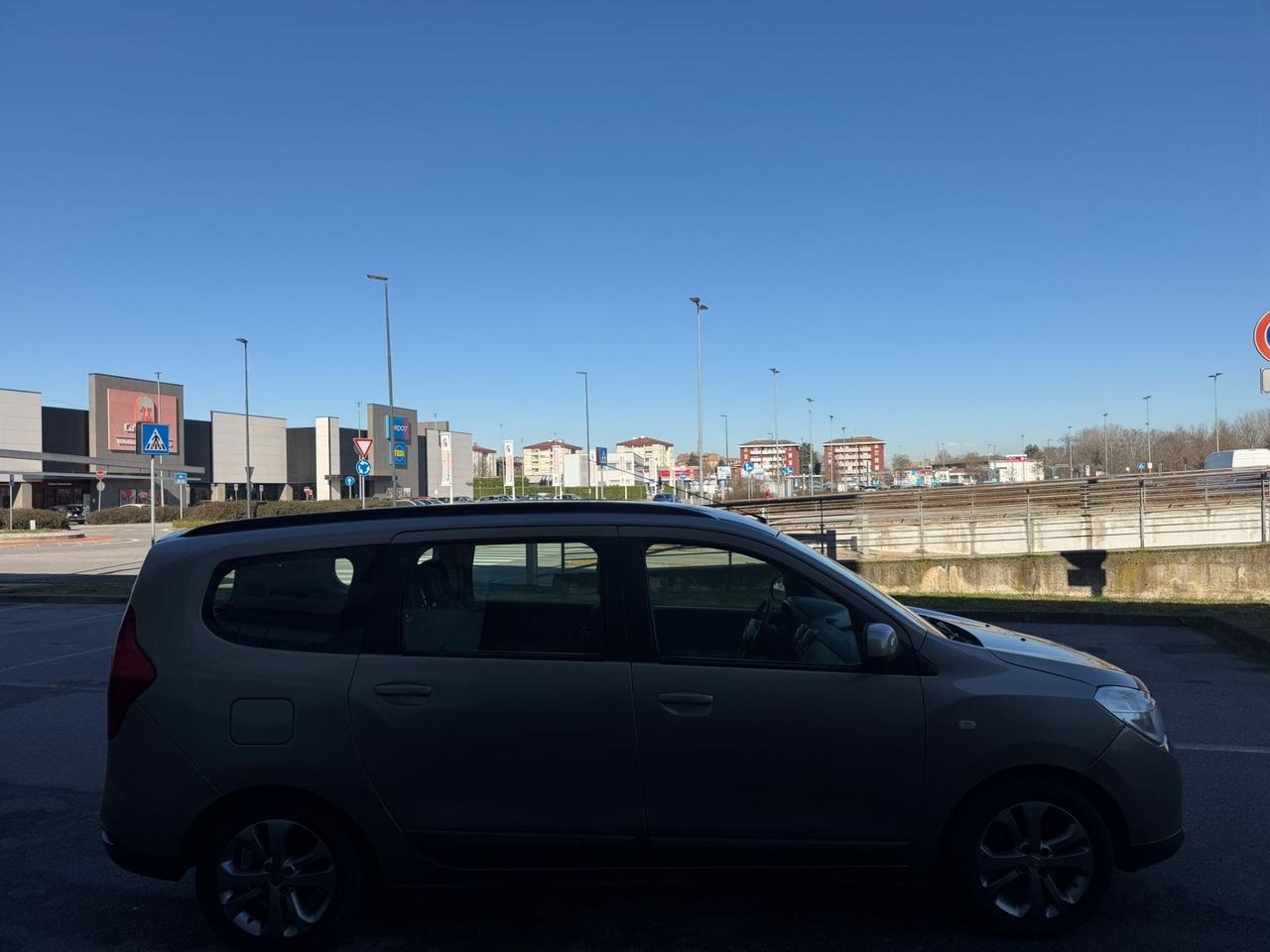 Dacia Lodgy 1.5 dCi 8V 110CV 5 posti Lauréate