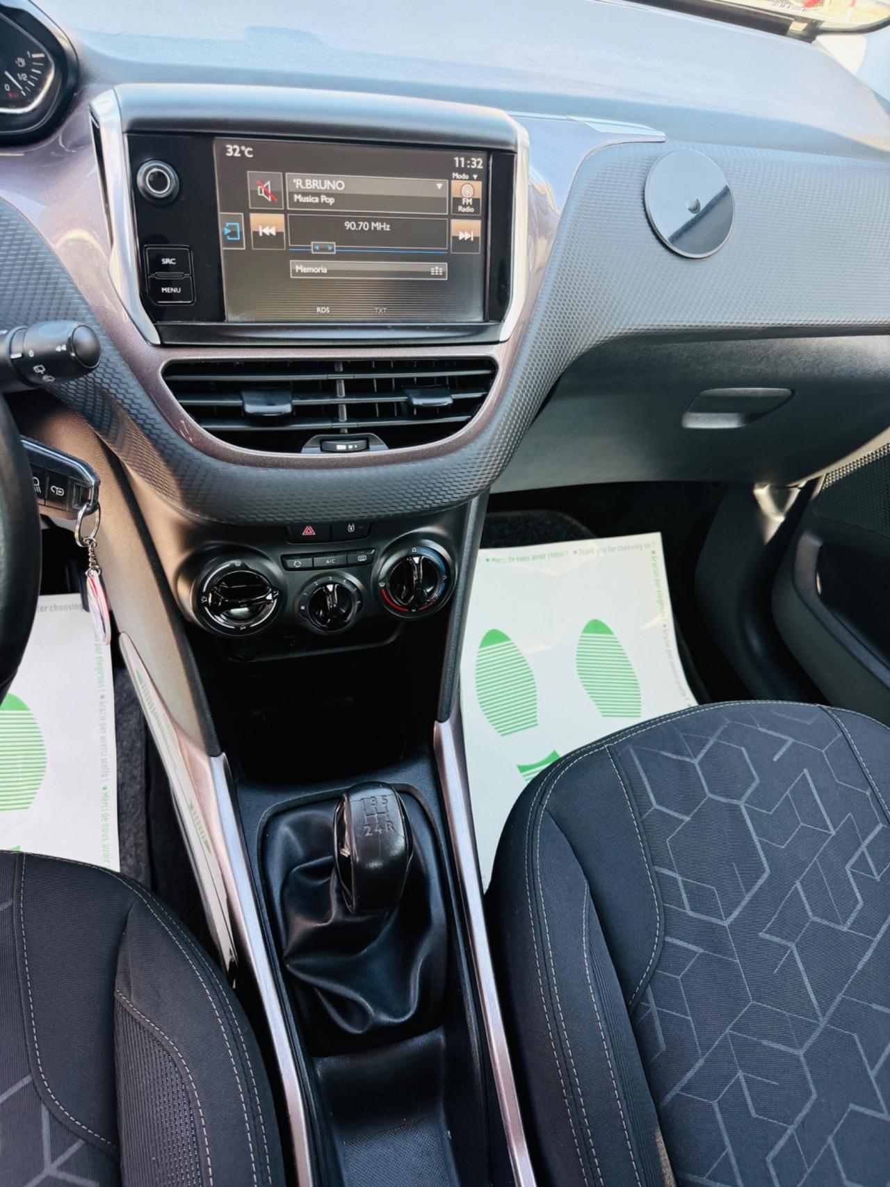 Peugeot 2008 1.2 82cv Active Ok Neopatentati