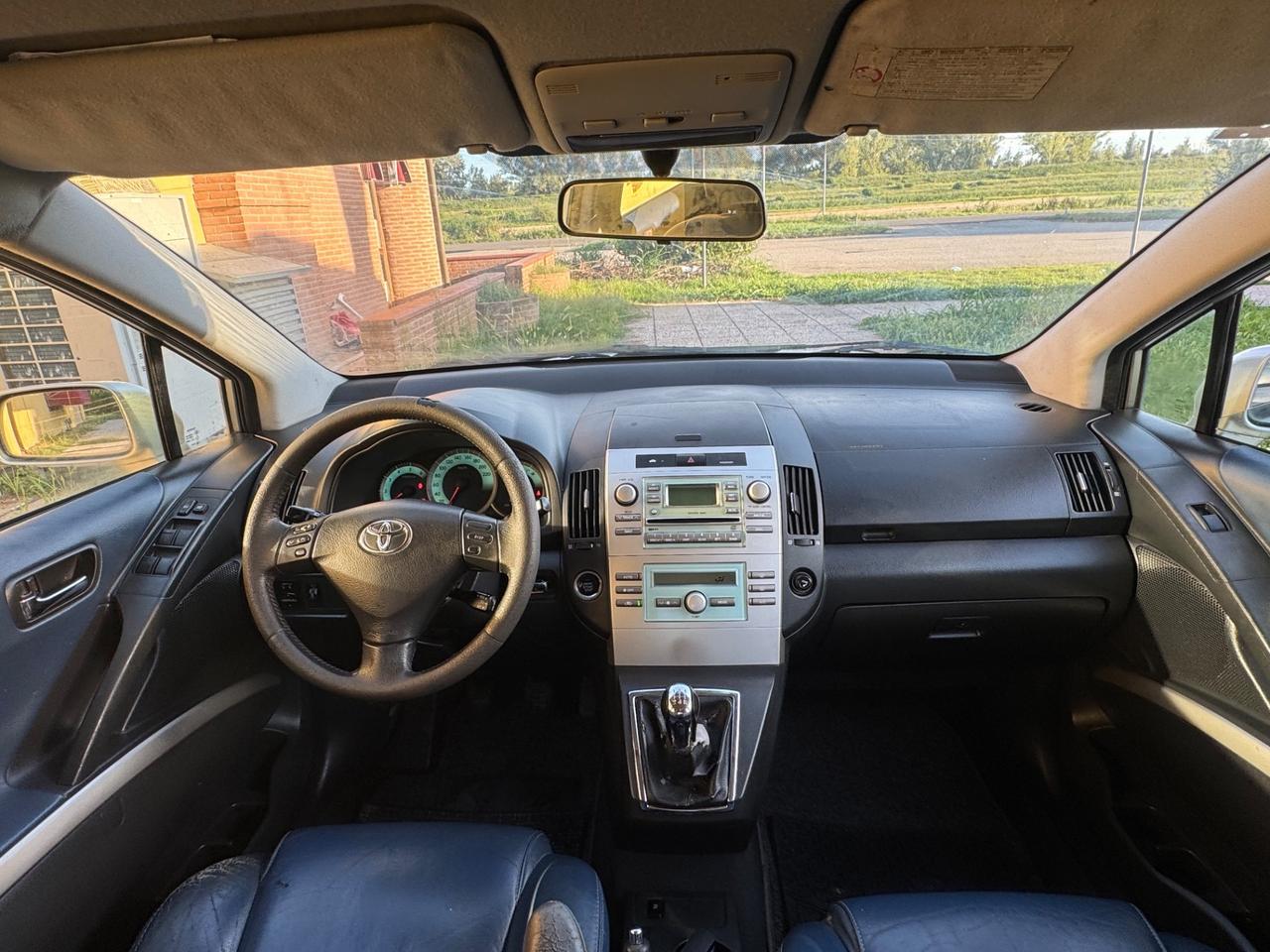 Toyota Corolla 2.0 16V D-4D 5 porte
