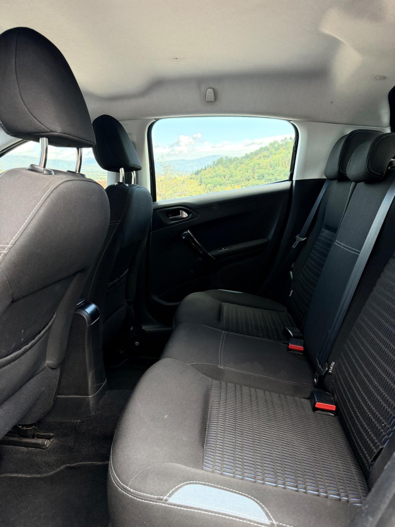Peugeot 208 1.4 HDi 68 CV 5 porte Active