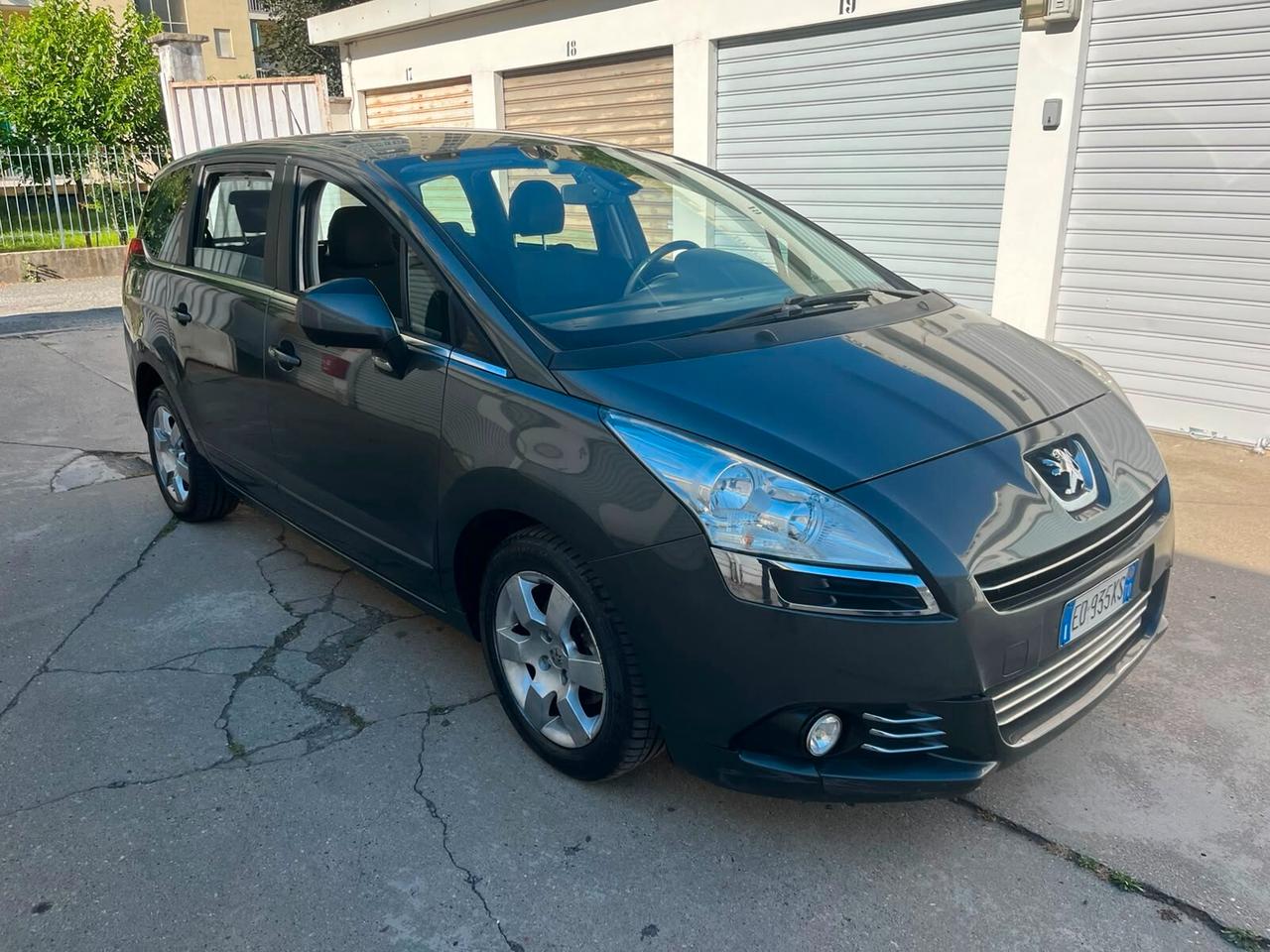 Peugeot 5008 1.6 VTi 120CV Tecno 7 POSTI