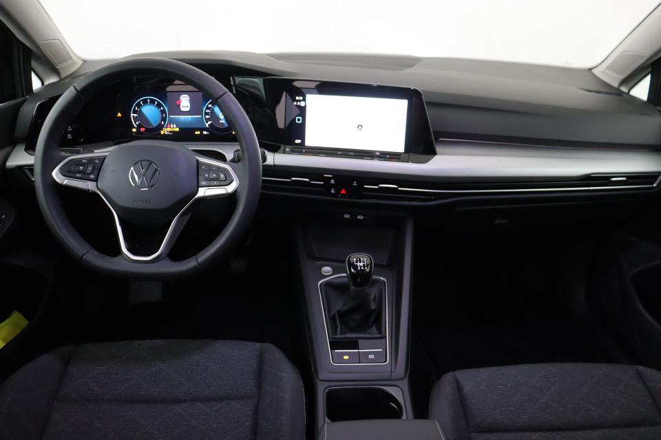 VOLKSWAGEN Golf 1.0 TSI EVO Life Business in PROMO