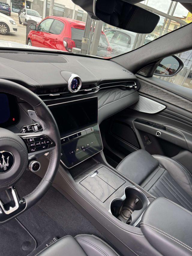 MASERATI Grecale 2.0 mhev Modena 330cv auto