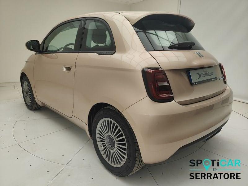 FIAT 500 La Nuova Nuova Hatchback My23 La Nuova - 320 Berlina