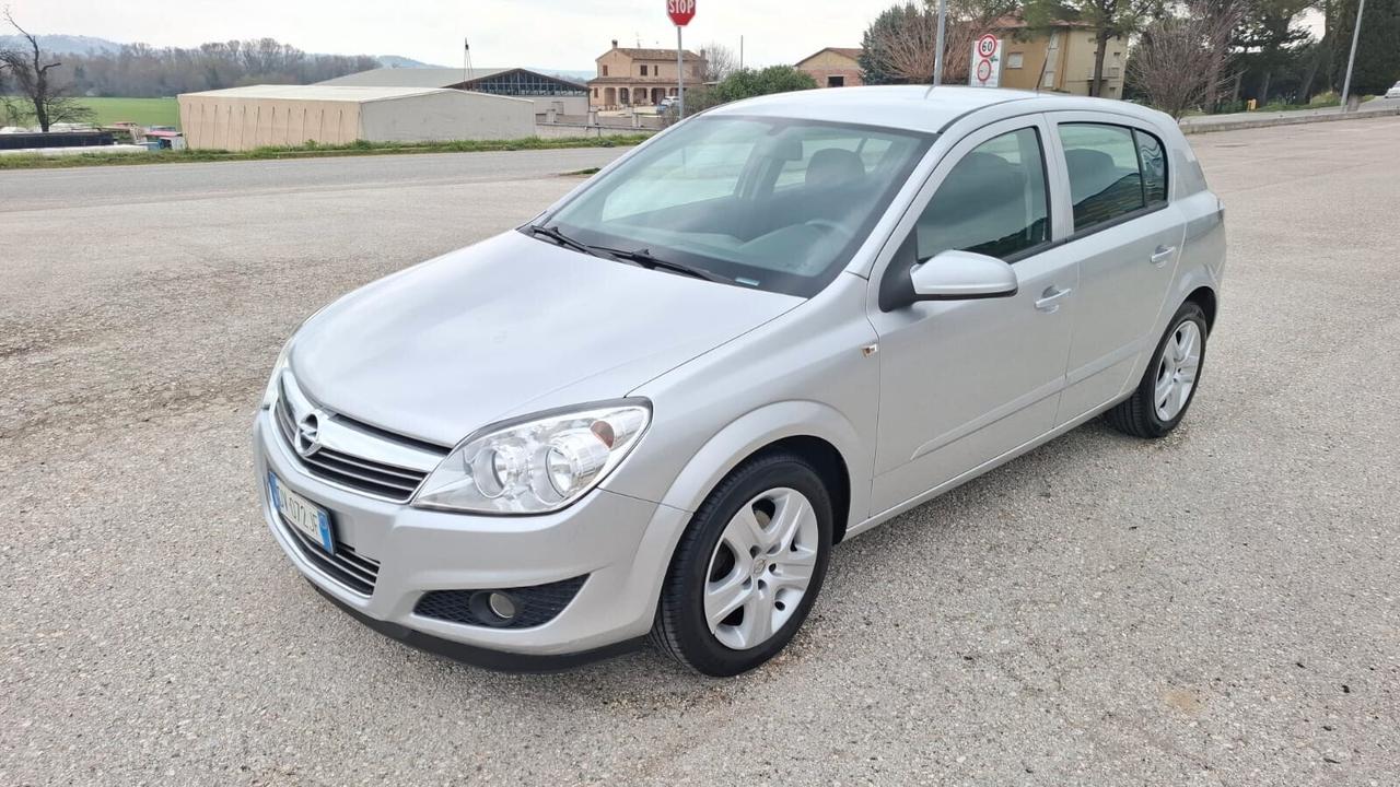Opel Astra 1.7 CDTI 110CV ecoFLEX 5 porte Enjoy