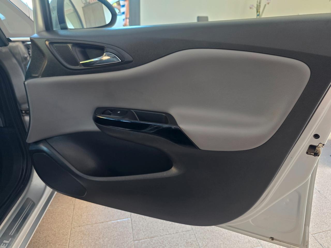Opel Corsa 1.4 90CV GPL Tech 5 porte Innovation