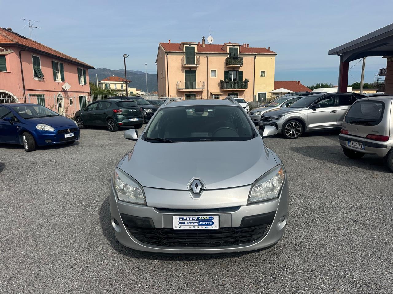 Renault Megane 1.5 DCI 110 CV Sportour Ecobusiness Premium