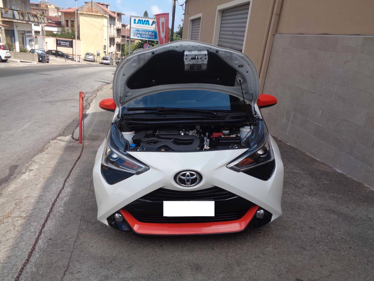 Toyota Aygo Connect 1.0 VVT-i 72 CV x-wave (Finanziabile)