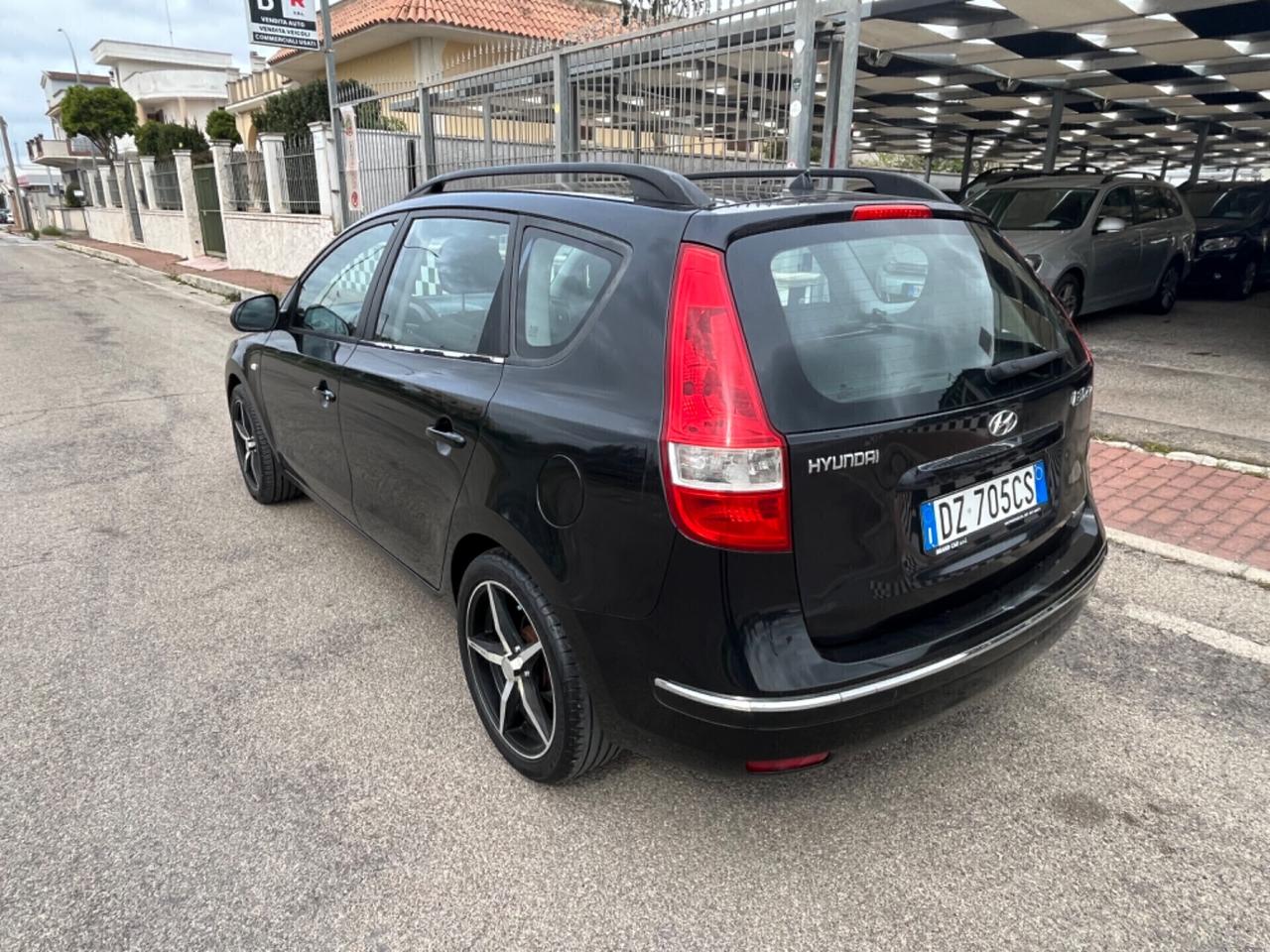 Hyundai i30 CW 1.6 CRDi 90CV 2009
