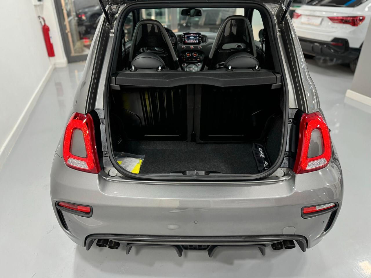 Abarth 595 1.4 Turbo T-Jet 180 CV Competizione