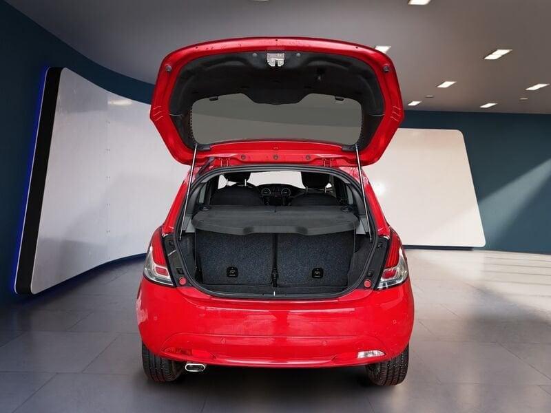 Lancia Ypsilon III 2015 1.0 firefly hybrid Silver s&s 70cv