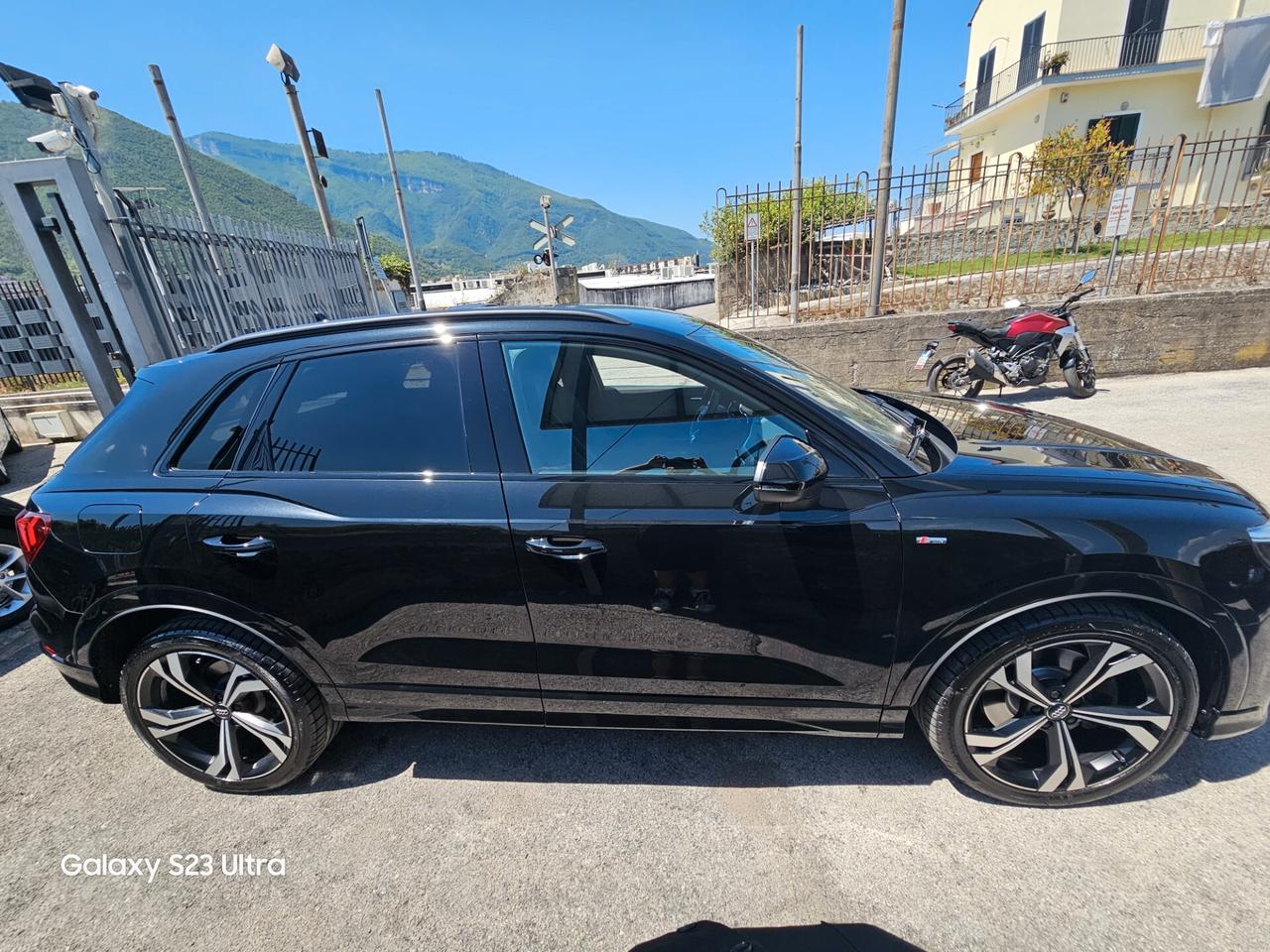 Audi Q3 40 TDI quattro S tronic line edition