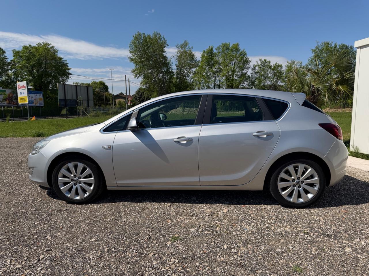 Opel Astra 1.3 CDTI 95CV S&S 5 porte Cosmo