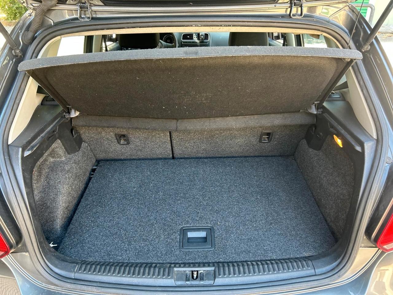 Volkswagen Polo 1.4 5 porte Highline BiFuel NEOPATENTATI