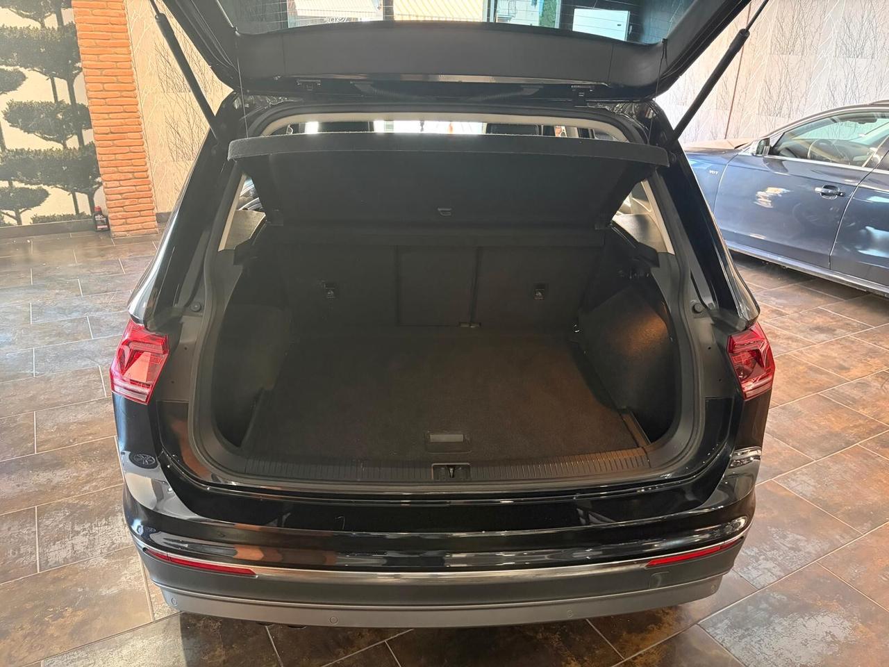 Volkswagen Tiguan 2.0 TDI SCR 4MOTION Style BlueMotion Technology