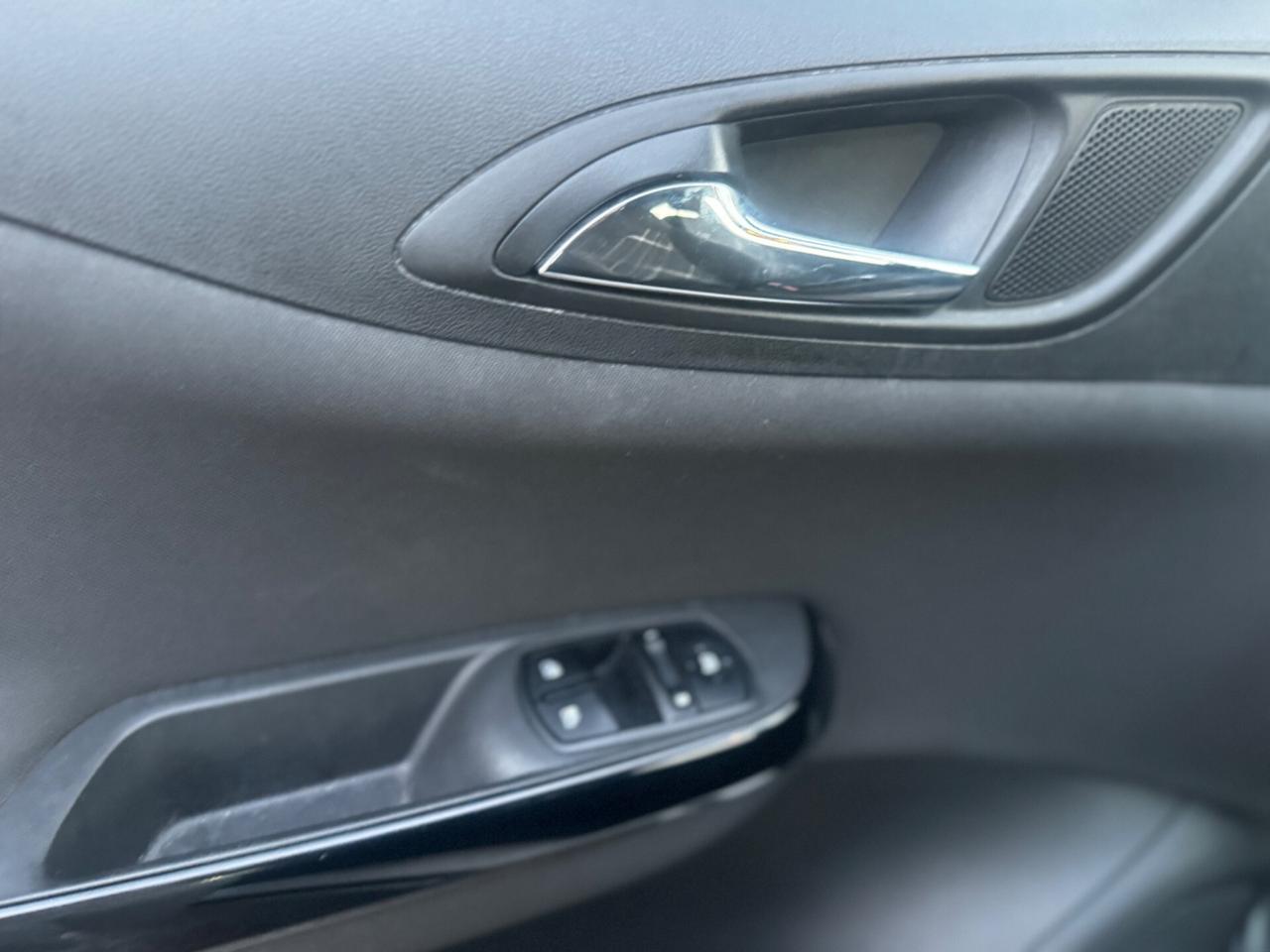 Opel Corsa 1.3 CDTI ecoFLEX S&S b-Color 2015