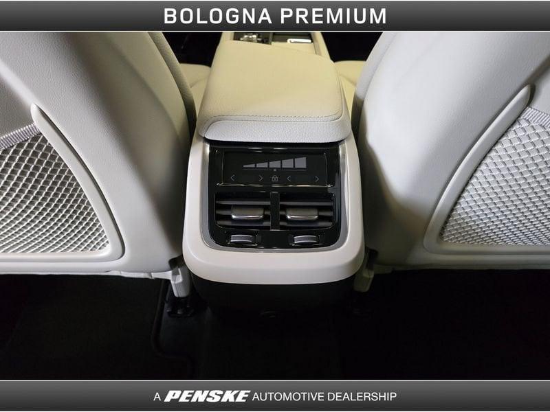Volvo XC60 B4 (d) AWD Geartronic Momentum Pro