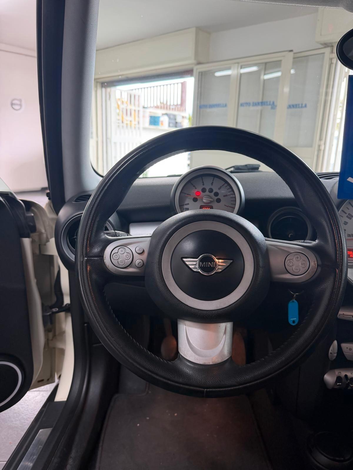 Mini Cooper D Clubman 1.6 16V Chili