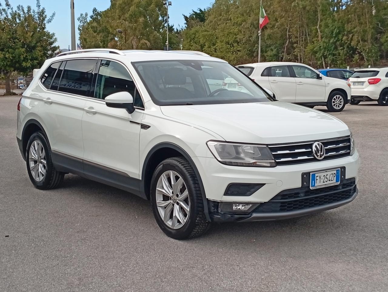Volkswagen Tiguan 2.0 TDI SCR DSG Business BlueMotion Technology