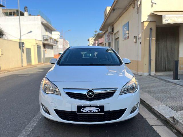 OPEL Astra 1.4B 100CV 5P Cosmo